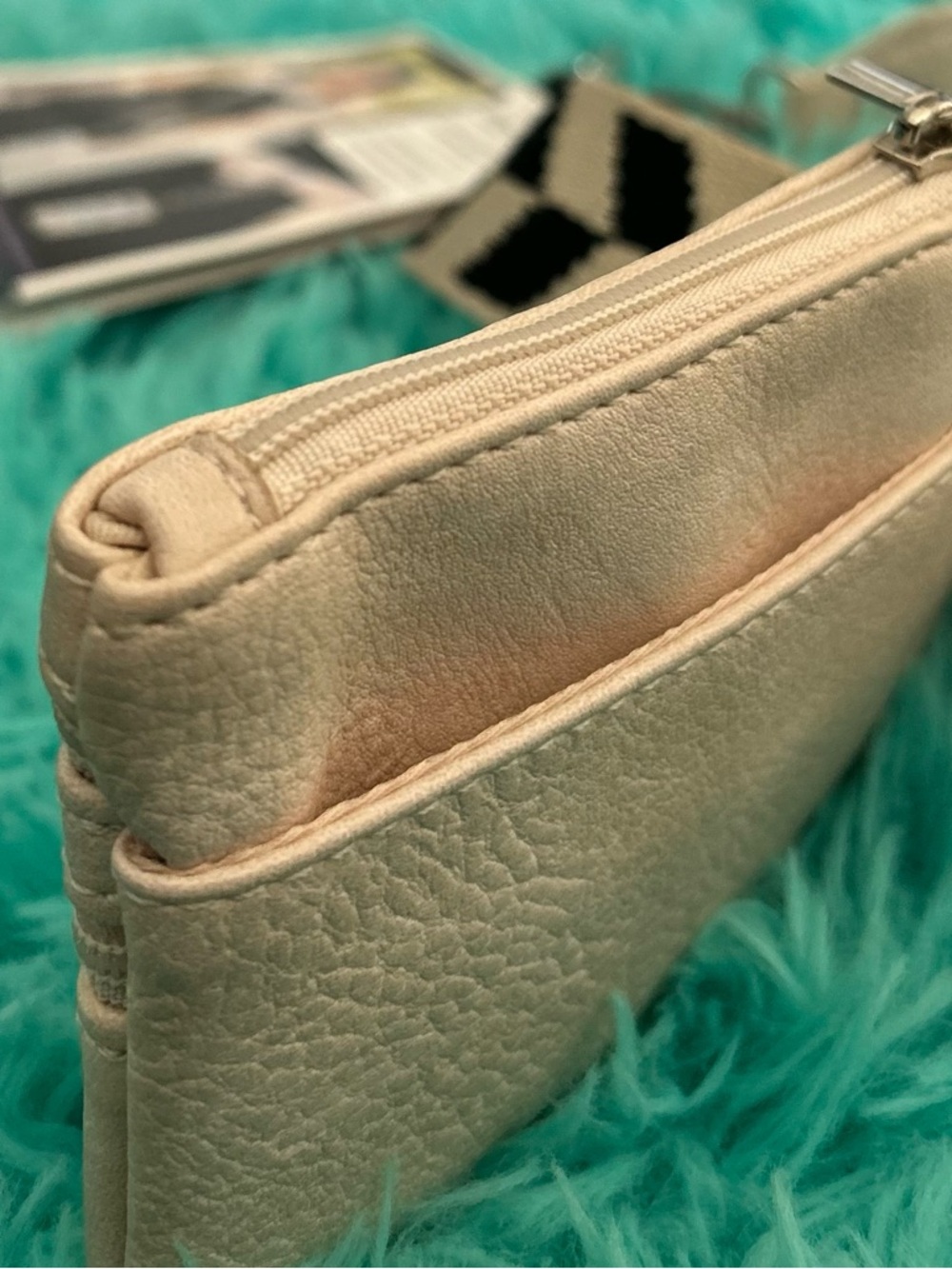 Save the Girls Clip & Go Crossbody Strap and Cream Coin Pouch - Picture 6 of 17